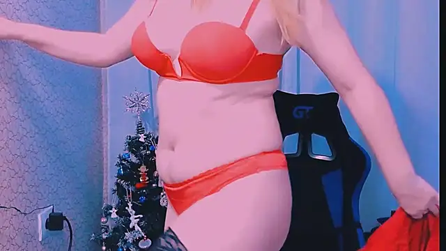 Snapshot of JaneLaJewel chatting on 12.22.25 JaneLaJewel online show from 12.22.25