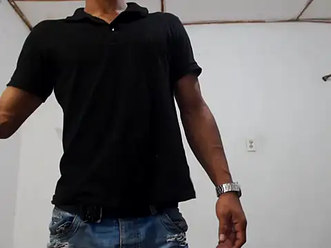 Snapshot of fernandez_latinblackk chatting on 01.27.25 fernandez latinblackk online show from 01.27.25