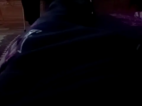 Snapshot of ich411983 chatting on 11.01.25 ich411983 online show from 11.01.25