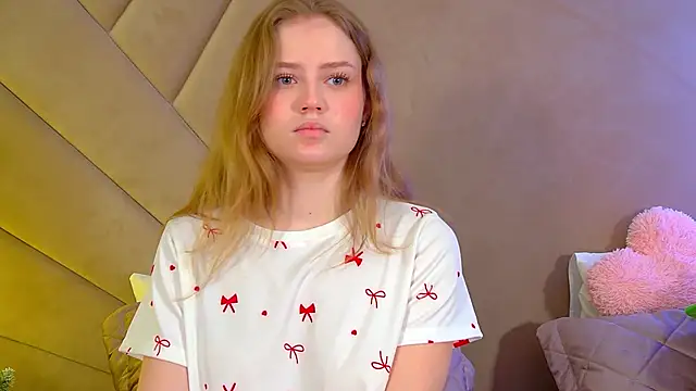 SelinSwarovski online show from 12.14.25