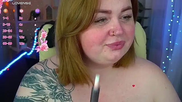 ZaraReignn online show from 01.12.25