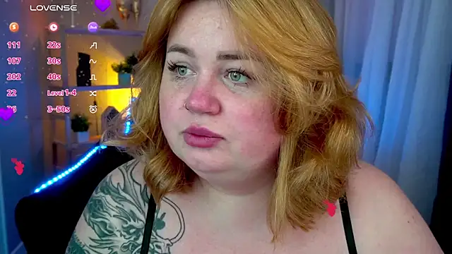 ZaraReignn online show from 02.11.25