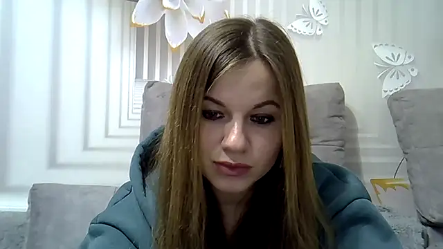 Snapshot of TinaFun4u chatting on 01.18.25 TinaFun4u online show from 01.18.25