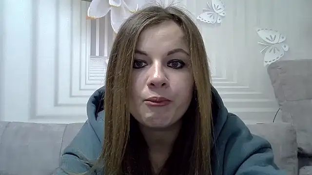 Snapshot of TinaFun4u chatting on 01.19.25 TinaFun4u online show from 01.19.25
