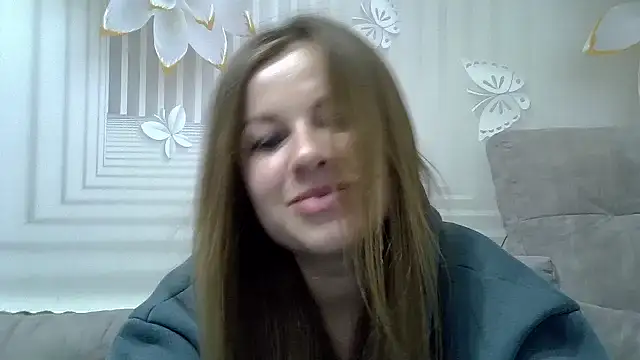Snapshot of TinaFun4u chatting on 01.22.25 TinaFun4u online show from 01.22.25