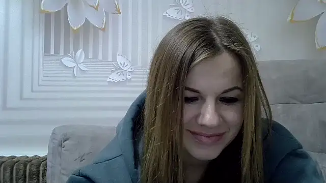 Snapshot of TinaFun4u chatting on 01.23.25 TinaFun4u online show from 01.23.25
