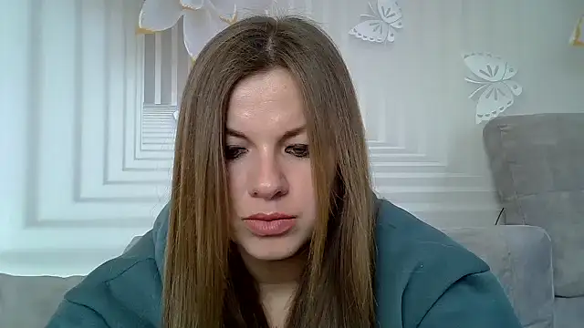 Snapshot of TinaFun4u chatting on 01.28.25 TinaFun4u online show from 01.28.25