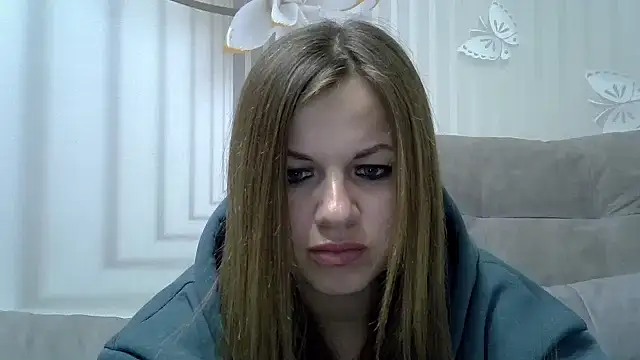 Snapshot of TinaFun4u chatting on 02.03.25 TinaFun4u online show from 02.03.25