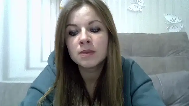 Snapshot of TinaFun4u chatting on 02.04.25 TinaFun4u online show from 02.04.25