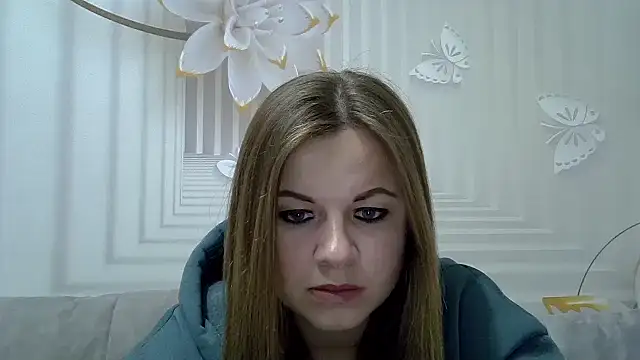 Snapshot of TinaFun4u chatting on 02.05.25 TinaFun4u online show from 02.05.25