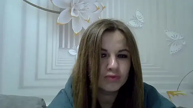 Snapshot of TinaFun4u chatting on 03.15.25 TinaFun4u online show from 03.15.25