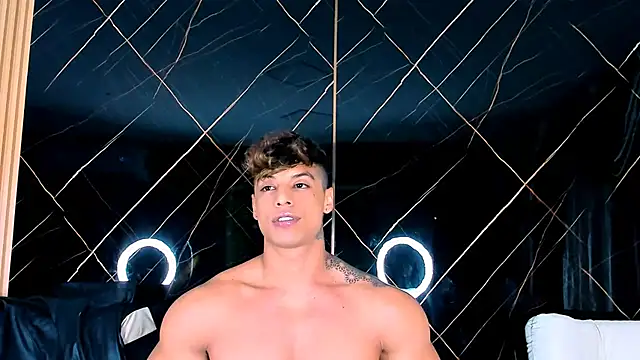 Owen Muzcle online show from 10.15.25