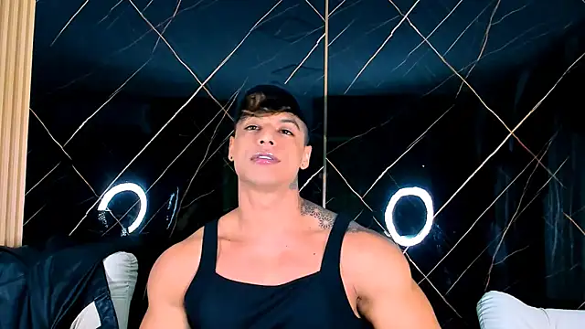 Owen Muzcle online show from 10.17.25