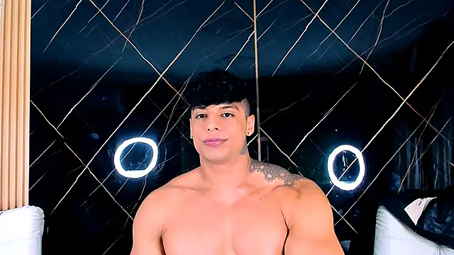 Owen Muzcle online show from 11.06.25