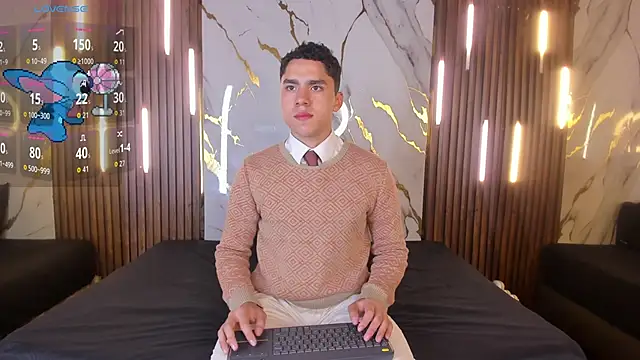 LiamNovak online show from 11.24.25