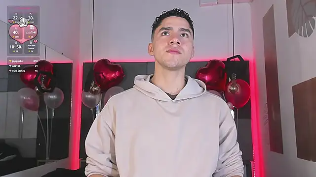 Snapshot of LiamNovak chatting on 02.13.26 LiamNovak online show from 02.13.26