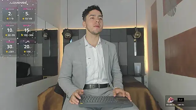 Snapshot of LiamNovak chatting on 02.23.26 LiamNovak online show from 02.23.26