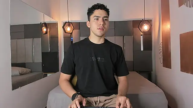 Snapshot of LiamNovak chatting on 03.02.26 LiamNovak online show from 03.02.26