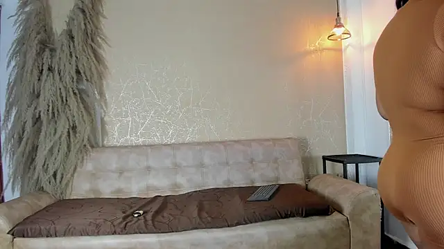Violetrousse online show from 01.18.25