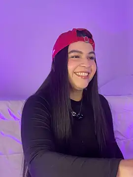 Blancanievess online show from 10.17.25