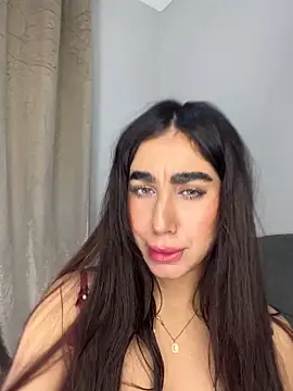 Snapshot of Meryem_Queen chatting on 05.17.26 Meryem Queen online show from 05.17.26