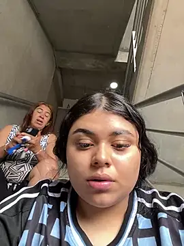 alissonfernandez  online show from 01.03.25
