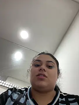 alissonfernandez  online show from 01.03.25