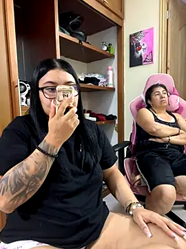 alissonfernandez  online show from 10.27.25