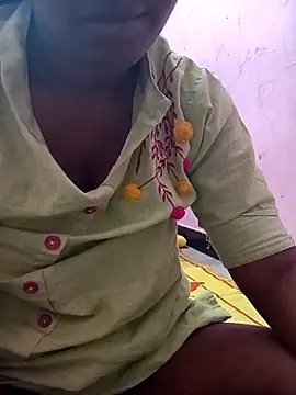 Villageammu18 online show from 04.18.26