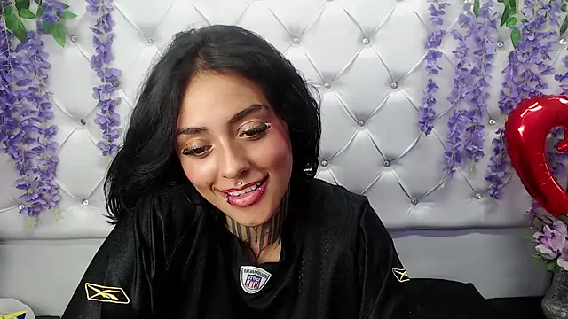 Snapshot of Lovely_celeste chatting on 03.11.25 Lovely celeste online show from 03.11.25