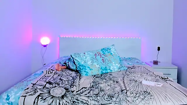 Shadow Strik online show from 01.06.25