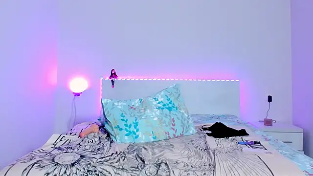 Shadow Strik online show from 01.10.25