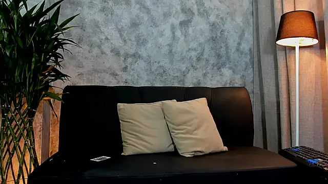 boyc022  online show from 10.18.25