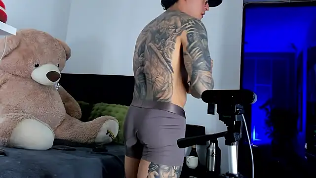 boyc022  online show from 01.15.26