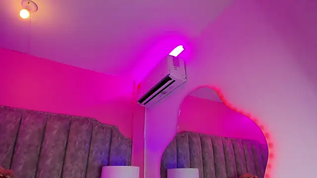 CoralHarmon online show from 01.15.25