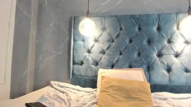 Nataliestark online show from 12.16.24