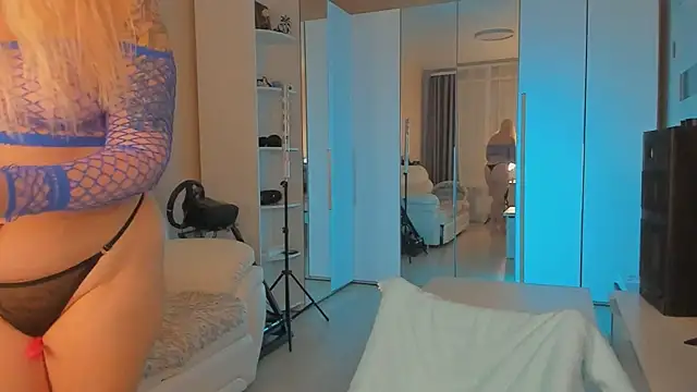 1AlexaGoddess3 online show from 02.19.25