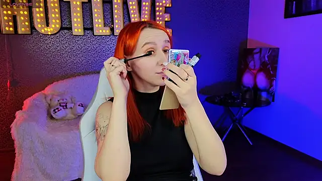 AliceBYKiss online show from 01.22.25