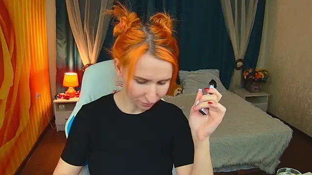 AliceBYKiss online show from 01.28.25