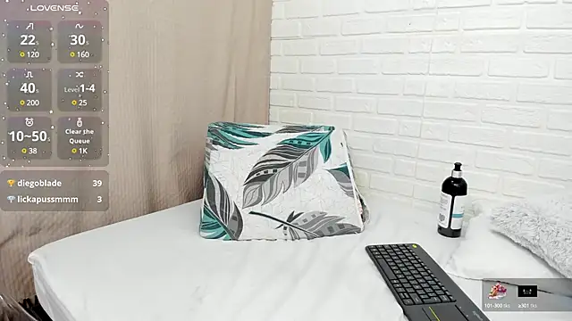 Julieta 333 online show from 02.22.25