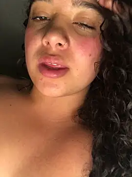 Julieta 333 online show from 03.17.25