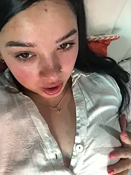 Julieta 333 online show from 09.13.25