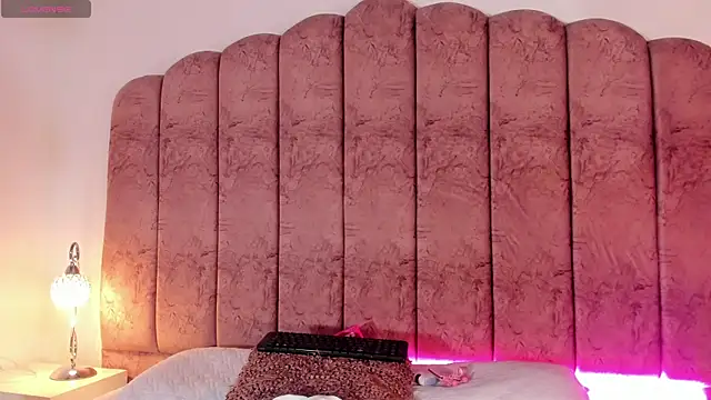 Snapshot of Carolina_Evanss chatting on 01.18.26 Carolina Evanss online show from 01.18.26