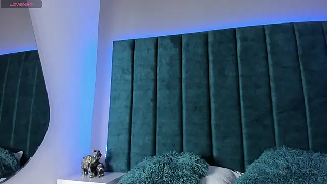 Snapshot of Carolina_Evanss chatting on 03.03.26 Carolina Evanss online show from 03.03.26