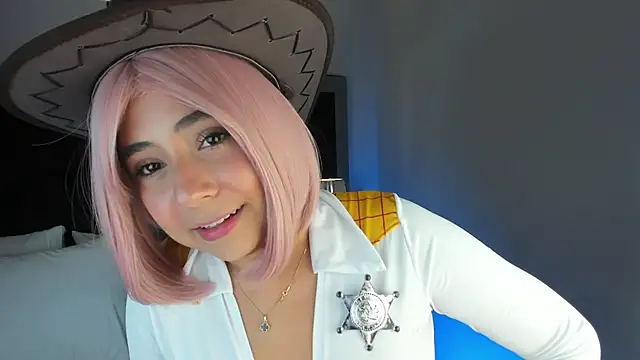 Snapshot of MelodyRey_ chatting on 09.22.25 MelodyRey online show from 09.22.25