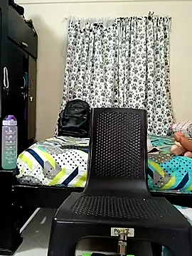 Stylevoluptuousvycky online show from 12.05.25