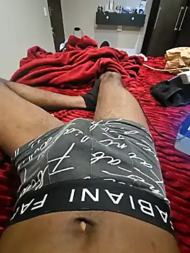 Snapshot of blacksexyg chatting on 02.08.25 blacksexyg online show from 02.08.25