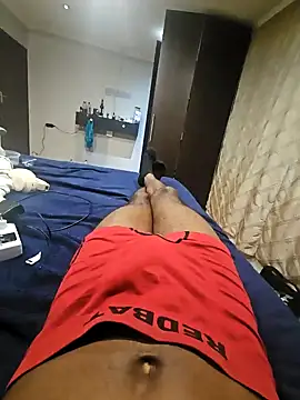 Snapshot of blacksexyg chatting on 03.18.25 blacksexyg online show from 03.18.25