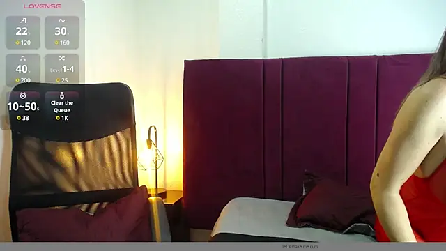 Lupiita223 online show from 02.26.25