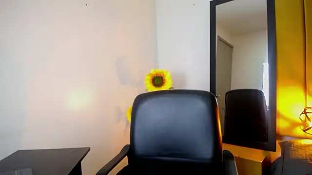 Lupiita223 online show from 02.04.26